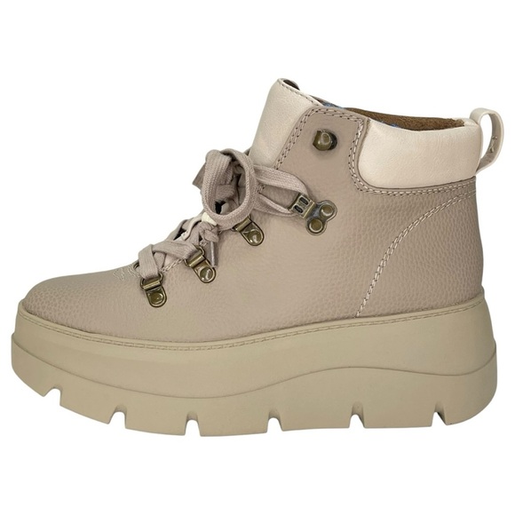 Zodiac Billie Tan Pebbled Faux Leather Lug Sole Womens Sneakers Size 8M - Picture 2 of 11